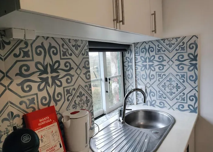 R3 - Village In Campanha *