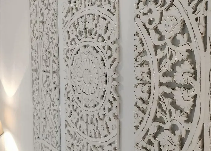 R3 - Village In Campanha